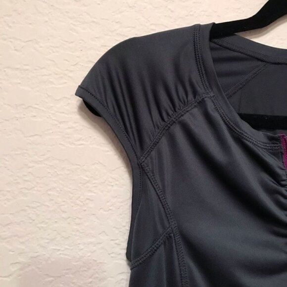 NWOT. Athleta gray Athletic Top with Zipper - Picture 9 of 11